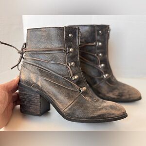 Sbicca Peacekeeper Distressed Brown Leather Zip Lace Up Block Heel Boots Shoes 8